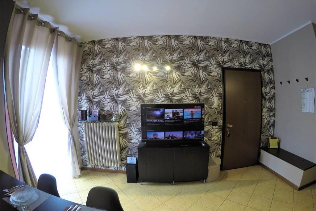 Apartamento Casa Di Mirco - Ampio E Moderno Bilocale Castenedolo Exterior foto